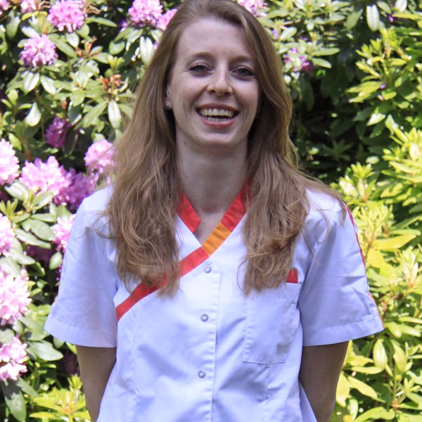 Joelle de Jong - Paraveterinarian