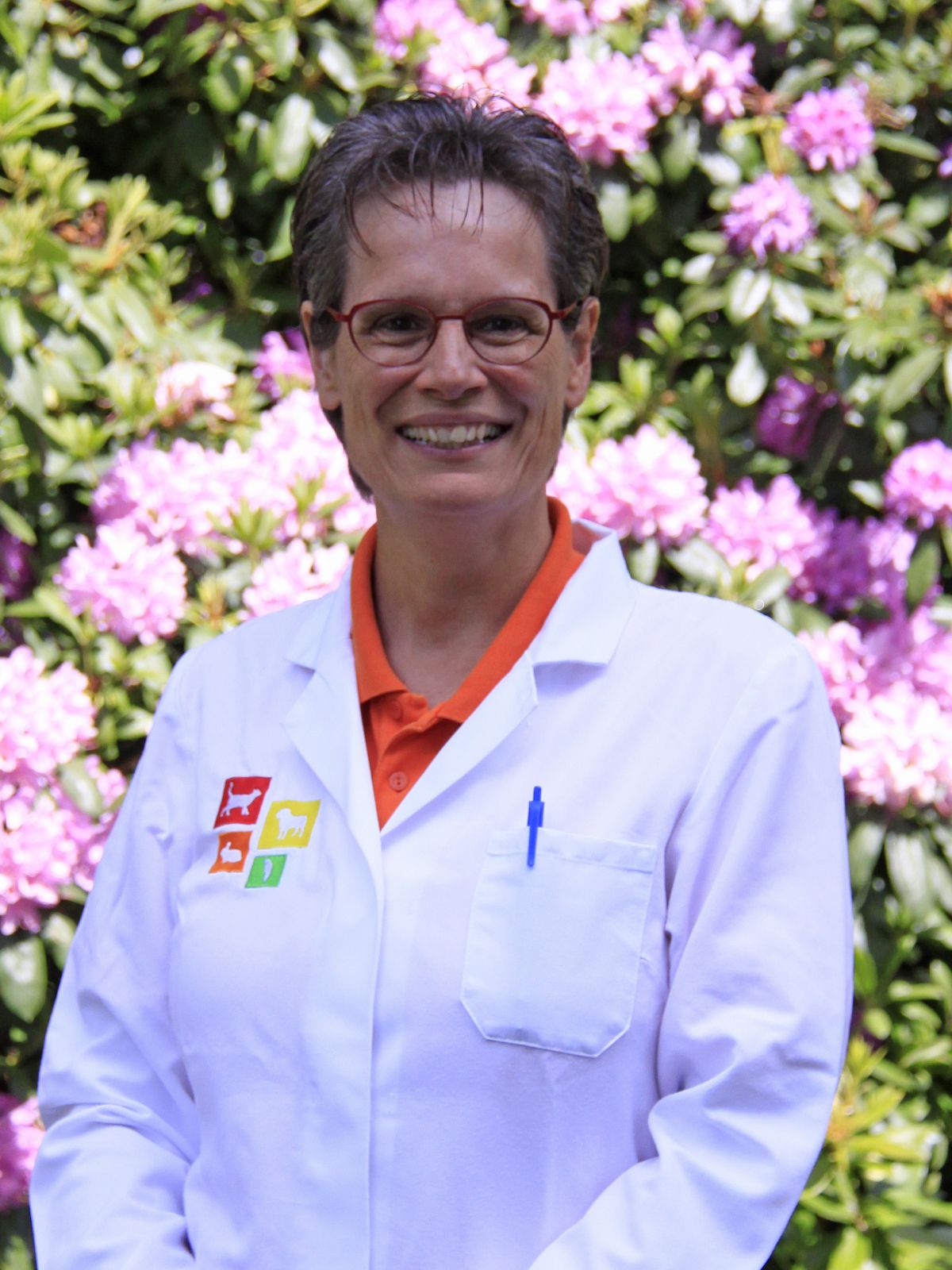 Karin Rosenveldt - Veterinarian.